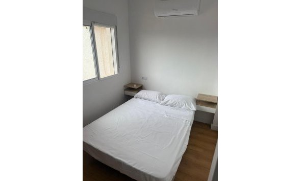 Resale - Town House -
Torrevieja - La Siesta - El Salado - Torreta