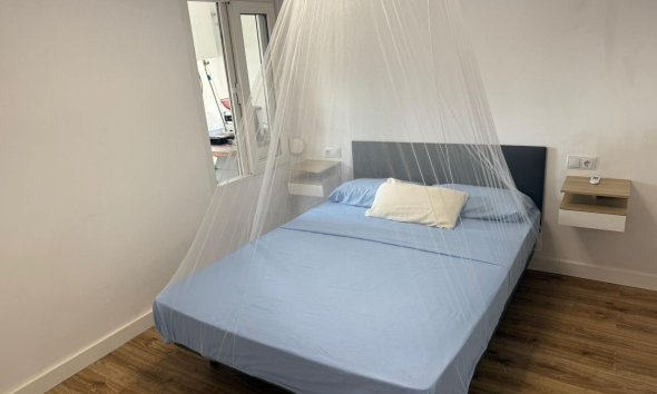 Resale - Town House -
Torrevieja - La Siesta - El Salado - Torreta