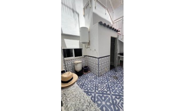 Reventa - Town House -
Torrevieja - Estacion De Autobuses