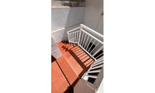 Reventa - Town House -
Torrevieja - Estacion De Autobuses