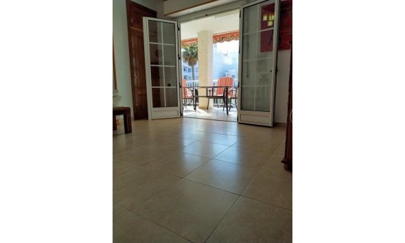 Reventa - Apartment -
Torrevieja - Playa De Los Naufragos