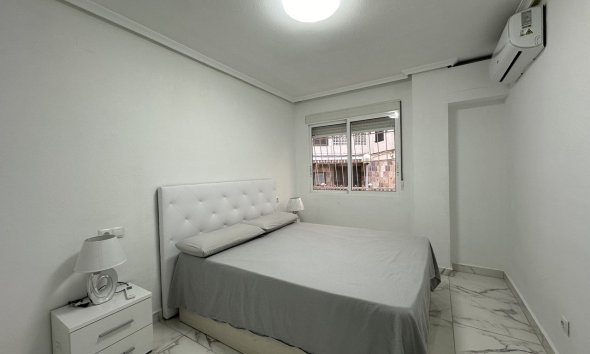 Reventa - Apartment -
Torrevieja - Costa Blanca