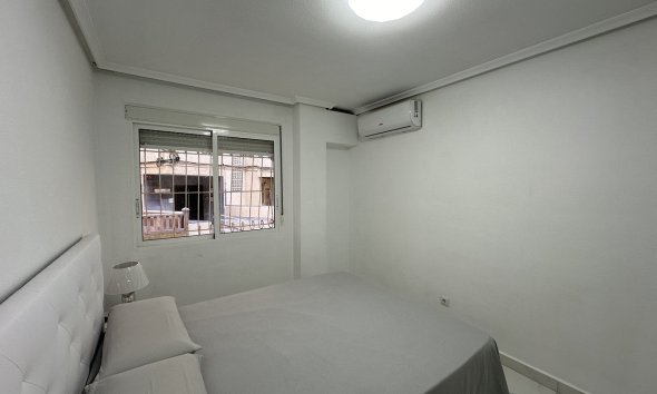 Reventa - Apartment -
Torrevieja - Costa Blanca