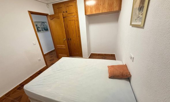 Resale - Apartment -
Orihuela Costa - Punta Prima