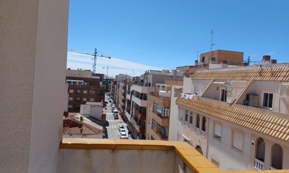 Reventa - Ático -
Torrevieja - El Molino