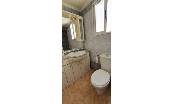 Reventa - Ático -
Torrevieja - Centro