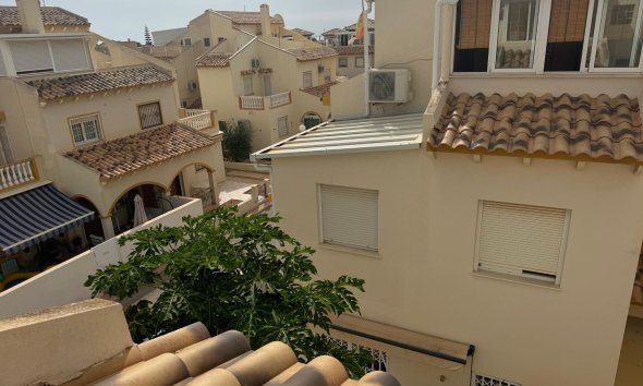 Resale - Villa -
Orihuela Costa - Los Dolses