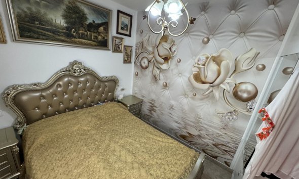 Resale - Villa -
Orihuela Costa - Los Dolses