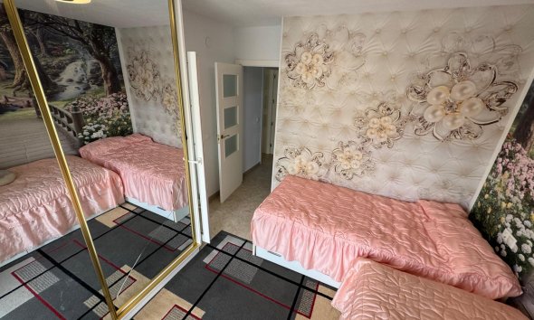 Resale - Villa -
Orihuela Costa - Los Dolses