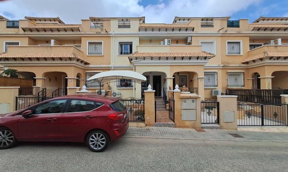 Resale - Town House -
Orihuela Costa - Costa Blanca