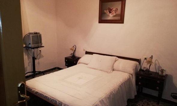 Revente - Finca -
Callosa de Segura - Costa Blanca