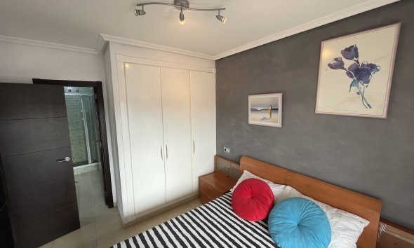 Revente - Apartment -
Villamartin - Costa Blanca