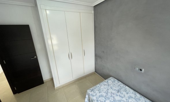 Revente - Apartment -
Villamartin - Costa Blanca