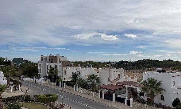 Revente - Apartment -
Villamartin - Costa Blanca