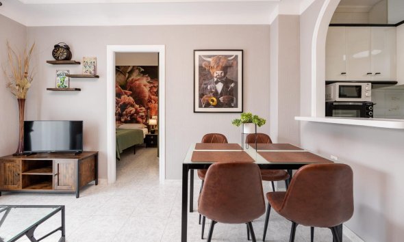 Resale - Apartment -
Torrevieja - Estacion De Autobuses