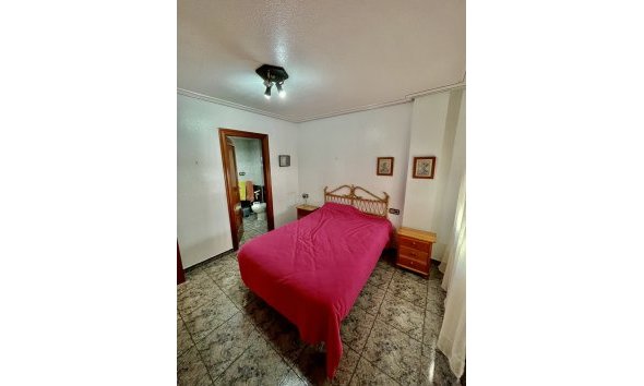 Reventa - Ático -
Torrevieja - Playa de cura