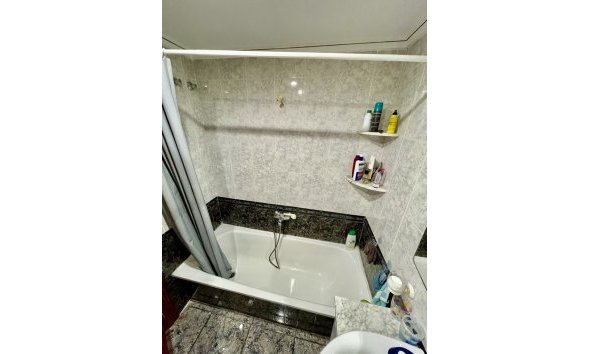 Reventa - Ático -
Torrevieja - Playa de cura