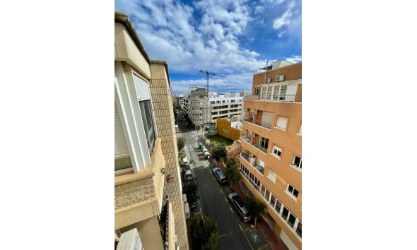 Reventa - Ático -
Torrevieja - Playa de cura