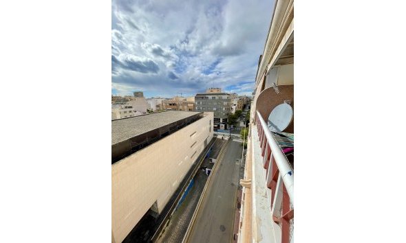 Reventa - Ático -
Torrevieja - Playa de cura