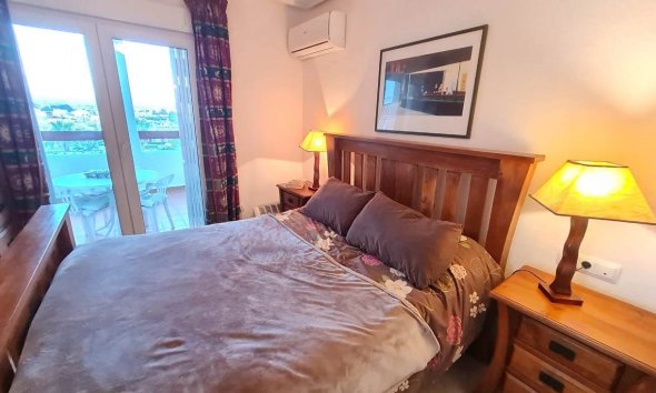 Revente - Attique -
Villamartin - Costa Blanca