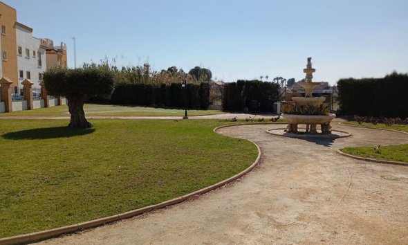 Reventa - Town House -
Catral - Costa Blanca