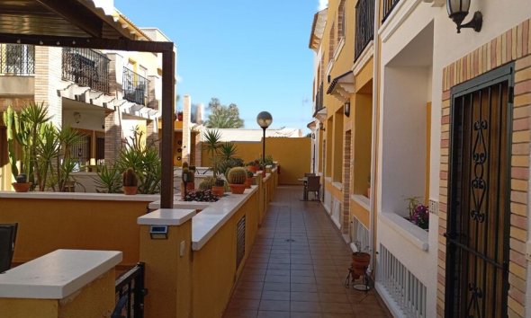 Reventa - Town House -
Catral - Costa Blanca