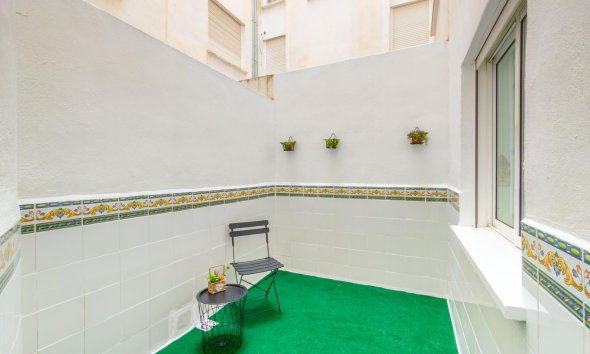 Reventa - Apartment -
Torrevieja - Estacion De Autobuses