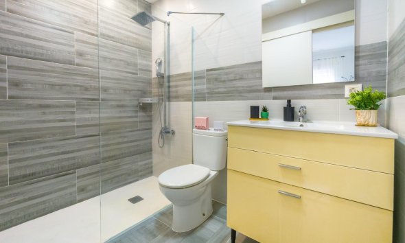 Reventa - Apartment -
Torrevieja - Estacion De Autobuses