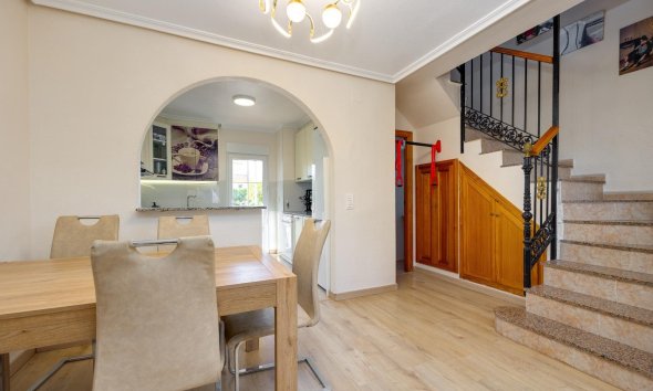 Reventa - Town House -
Torrevieja - Aguas Nuevas