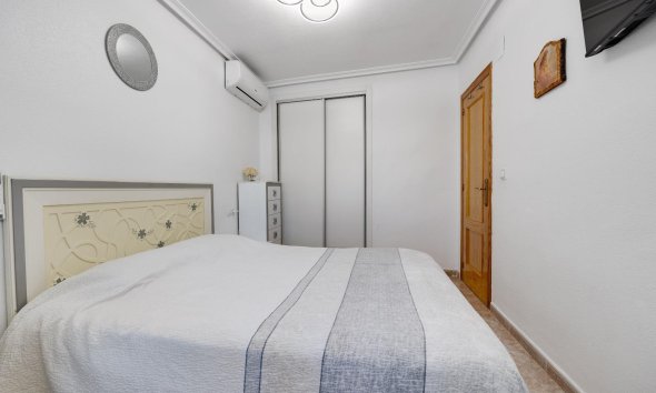 Reventa - Town House -
Torrevieja - Aguas Nuevas