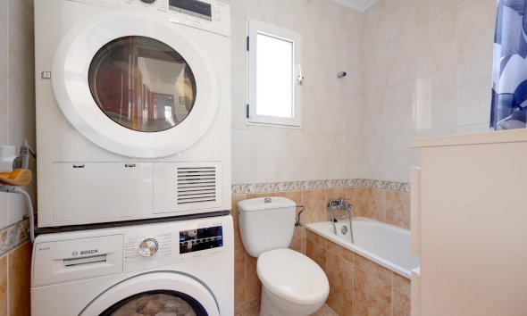 Reventa - Town House -
Torrevieja - Aguas Nuevas