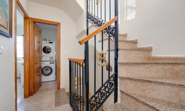 Reventa - Town House -
Torrevieja - Aguas Nuevas