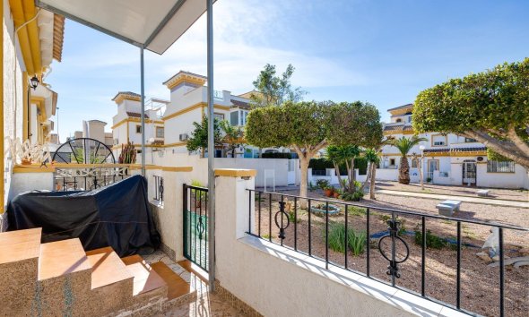 Reventa - Town House -
Torrevieja - Aguas Nuevas