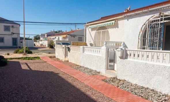 Reventa - Bungalow -
Torrevieja - La Siesta - El Salado - Torreta