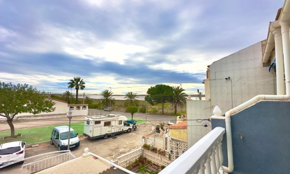 Reventa - Town House -
Torrevieja - La Siesta - El Salado - Torreta