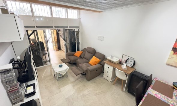 Reventa - Town House -
Torrevieja - La Siesta - El Salado - Torreta