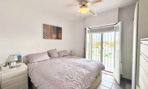 Reventa - Town House -
Torrevieja - La Siesta - El Salado - Torreta