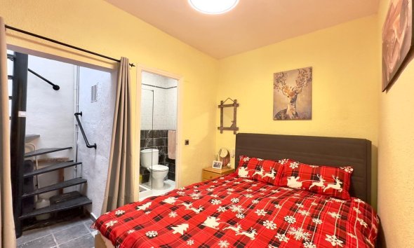 Reventa - Town House -
Torrevieja - La Siesta - El Salado - Torreta