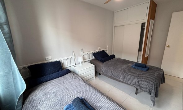 Reventa - Apartment -
Torrevieja - Playa De Los Naufragos