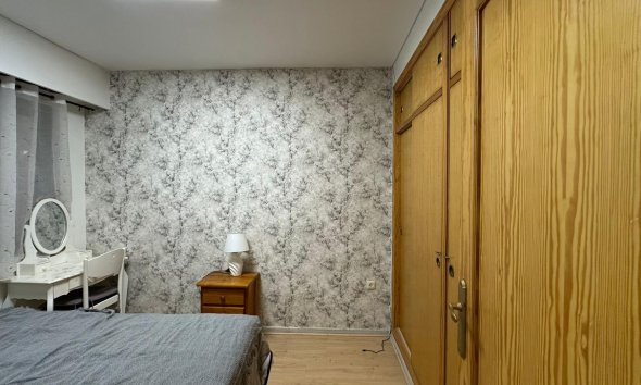 Revente - Apartment -
Torrevieja - Centro