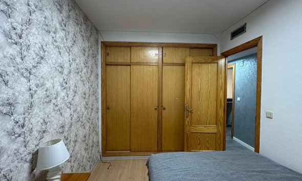 Revente - Apartment -
Torrevieja - Centro