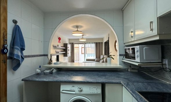 Revente - Apartment -
Torrevieja - Centro