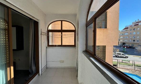 Revente - Apartment -
Torrevieja - Centro