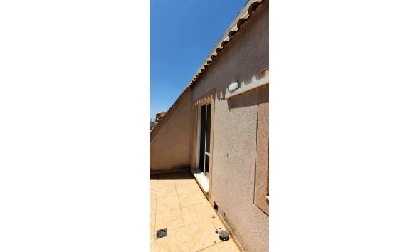 Reventa - Ático -
Torrevieja - Playa de los Locos