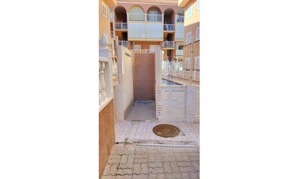 Revente - Attique -
Torrevieja - La Mata Pueblo