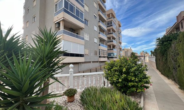 Reventa - Apartment -
Torrevieja - Aguas Nuevas