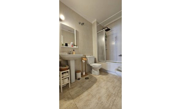 Reventa - Ático -
Torrevieja - Acequion