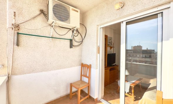 Resale - Apartment -
Torrevieja - Centro