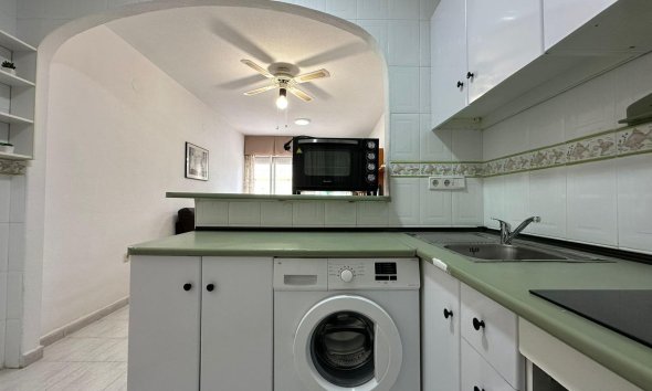 Reventa - Bungalow -
Orihuela Costa - Los Almendros-la Florida