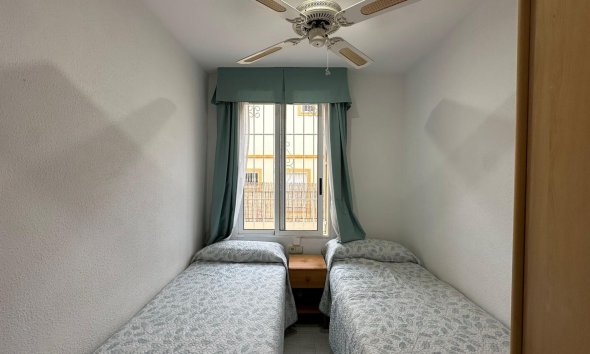 Reventa - Bungalow -
Orihuela Costa - Los Almendros-la Florida